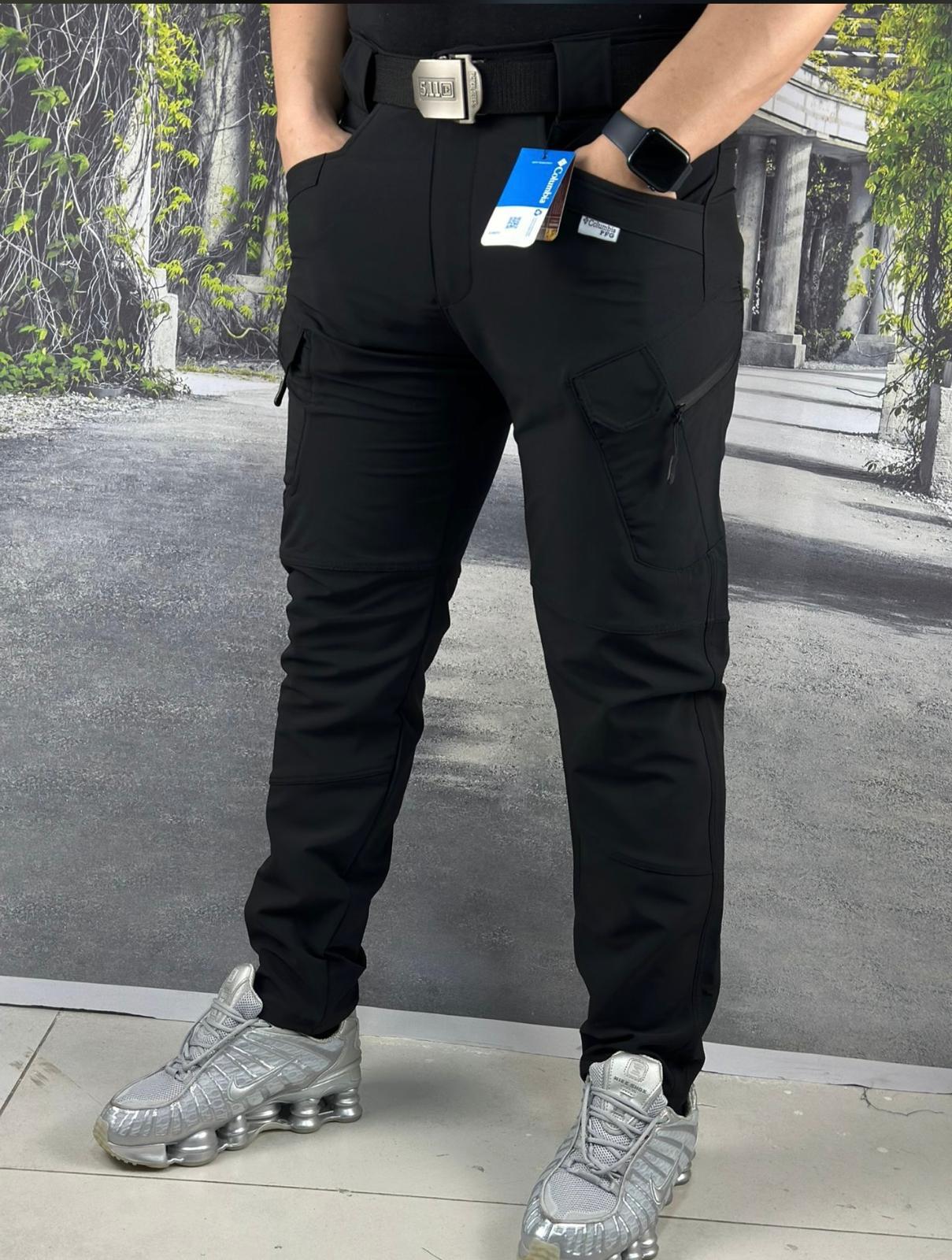 Siyah taktik pantolon